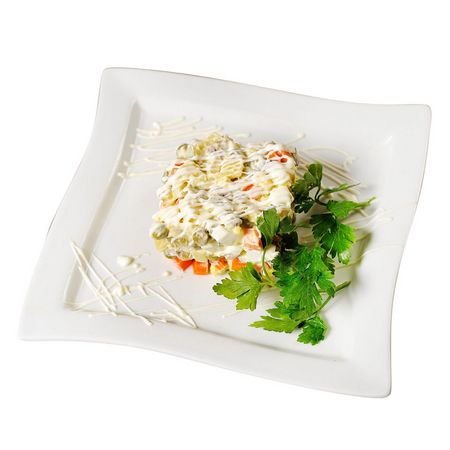 Salada com azeitona. E você sabe tudo sobre ele?