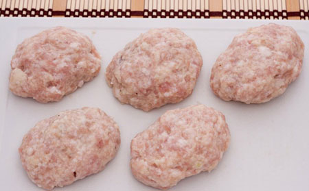 Almôndegas picadas caseiras