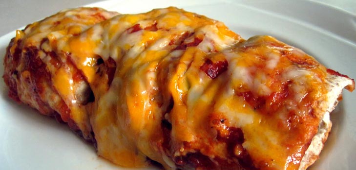 Enchiladas com feijão e vegetais de raiz