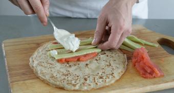Segredos de culinária: receitas para as mais deliciosas panquecas recheadas com fotos e vídeos