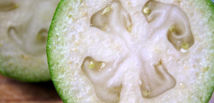 Feijoa com açúcar, as melhores receitas com fotos