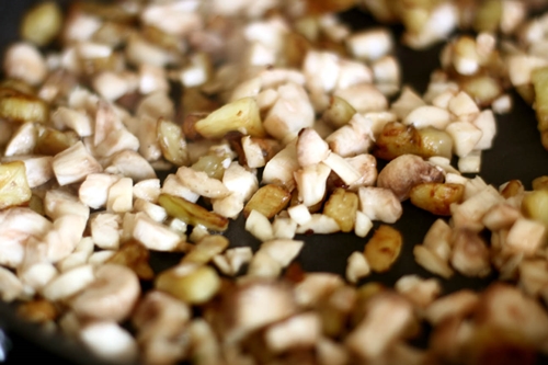 Foto de uma receita de cogumelos recheados no forno