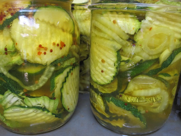 Abobrinha picante em coreano - a mais deliciosa receita para o inverno