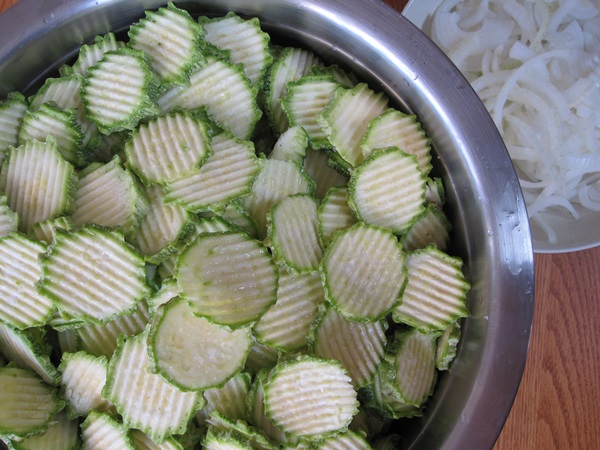 Abobrinha picante em coreano - a mais deliciosa receita para o inverno