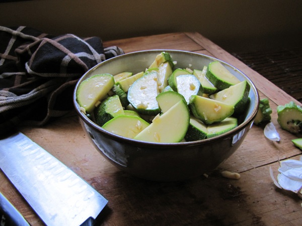 Abobrinha picante em coreano - a mais deliciosa receita para o inverno