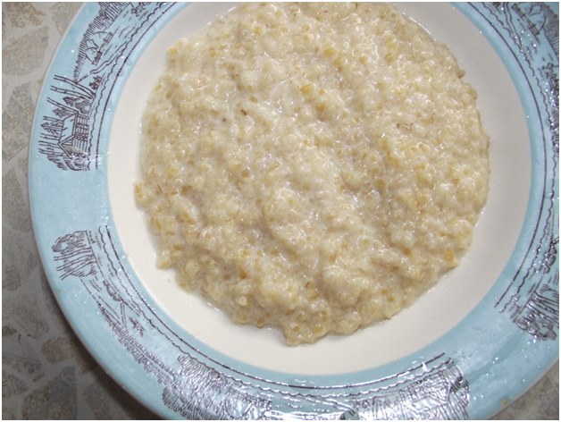 mingau em um prato