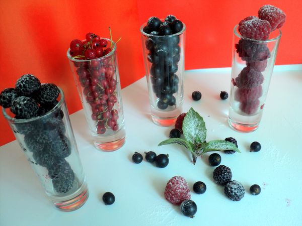 Serviço e servir belas frutas