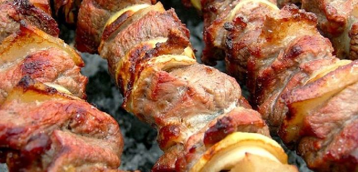 Como cozinhar um Kebab Shish de cordeiro