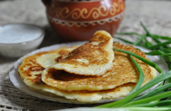 Como cozinhar panquecas com iogurte - as melhores receitas com uma foto