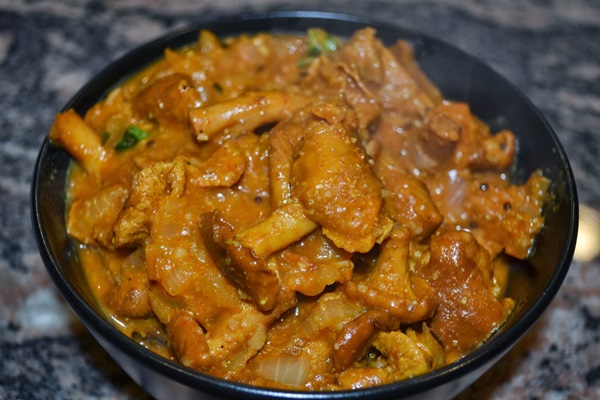 Como cozinhar chanterelles em uma frigideira