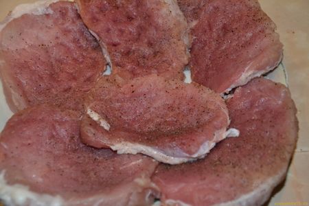 Como cozinhar deliciosas costeletas de porco