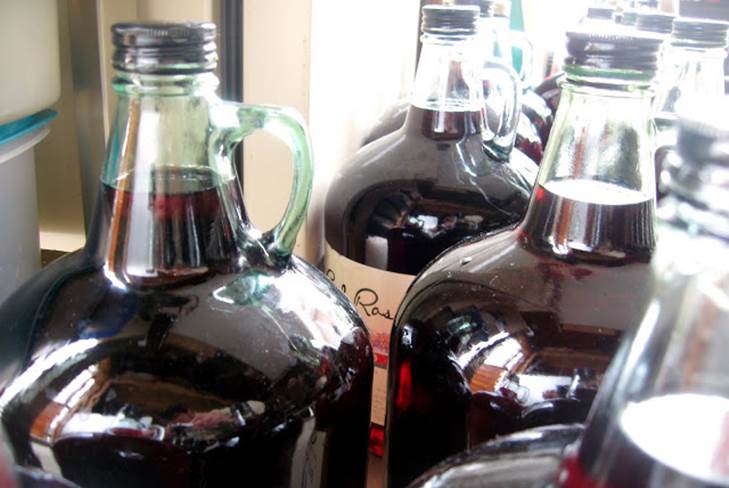 Como fazer vinho caseiro a partir de geléia fermentada: receita Como fazer vinho caseiro a partir de geléia fermentada: receita