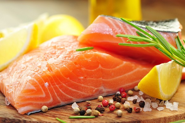 Como escolher salmão em salmoura: receitas