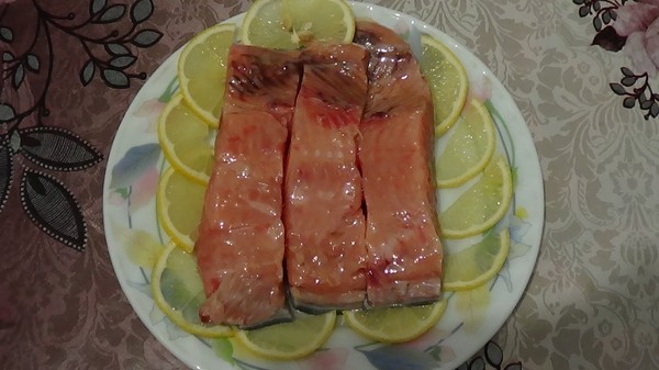 Como escolher salmão em salmoura: receitas