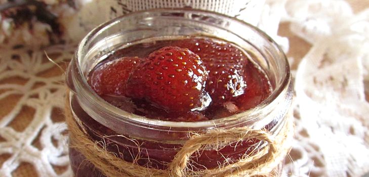 A receita de morangos em seu próprio suco