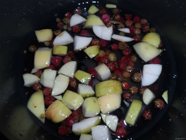 Contagem deliciosa de framboesas para o inverno