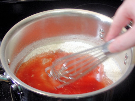 Compota perfumada de cereja para o inverno - receita