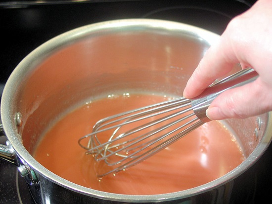 Compota perfumada de cereja para o inverno - receita
