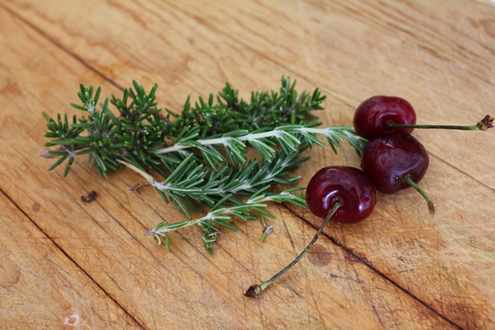 Compota perfumada de cereja para o inverno - receita