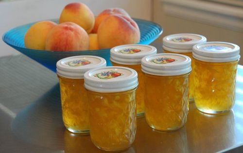 Pêssegos enlatados para o inverno, as melhores receitas. Mermelinha, compota, pêssegos no suco real