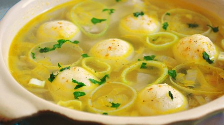 Sopa de frango com bolinhos - receita com uma foto