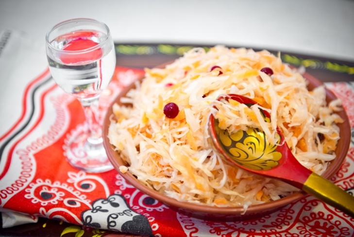 Repolho ácido com cranberries para o inverno - fotos e receitas