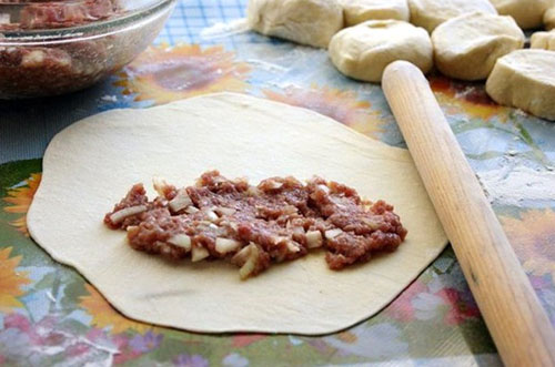 A melhor massa para chebureks