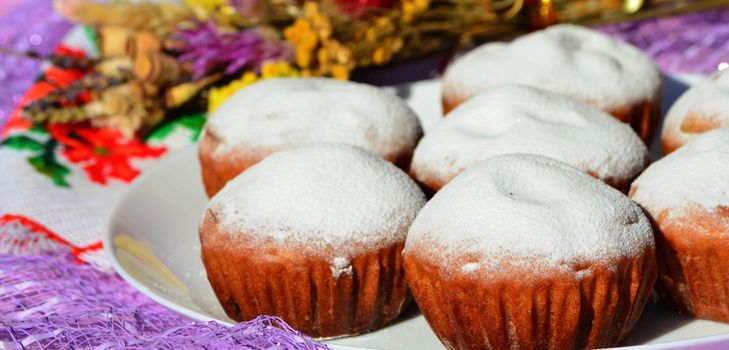 Receita passo a passo para muffins com ameixas