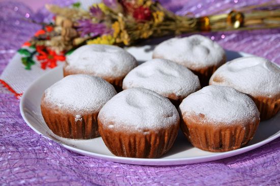 Receita passo a passo para muffins com ameixas