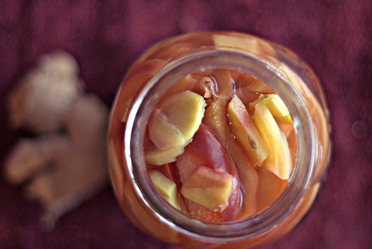 Maçãs marinadas com cunhas para o inverno: receita fotográfica