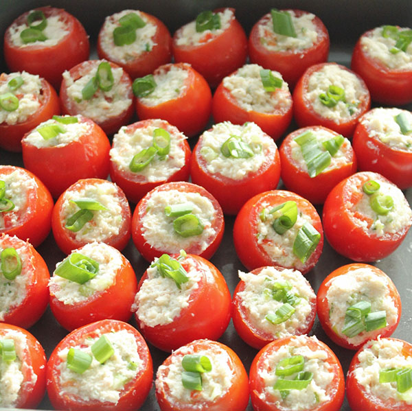 Menu para o Ano Novo 2017 Galo para adultos e crianças - o que deve ser interessante e festivo? Melhores pratos para New Year Galo, receitas com foto