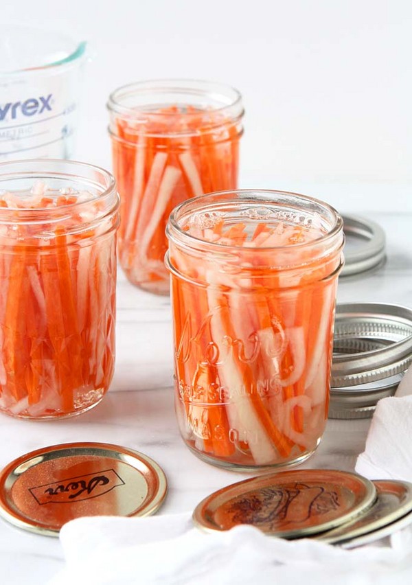 Cenouras para o inverno em latas - em coreano, lecho, salada, molho - receitas muito saborosas com cebolas, beterraba, pimenta. Como manter as cenouras para o inverno em casa