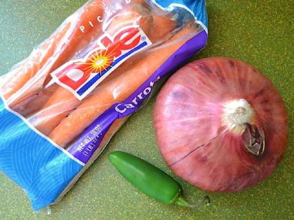 Cenouras para o inverno em latas - em coreano, lecho, salada, molho - receitas muito saborosas com cebolas, beterraba, pimenta. Como manter as cenouras para o inverno em casa
