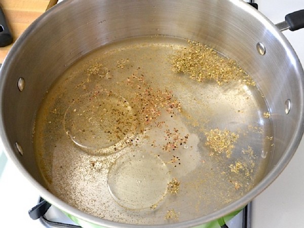 Cenouras para o inverno em latas - em coreano, lecho, salada, molho - receitas muito saborosas com cebolas, beterraba, pimenta. Como manter as cenouras para o inverno em casa