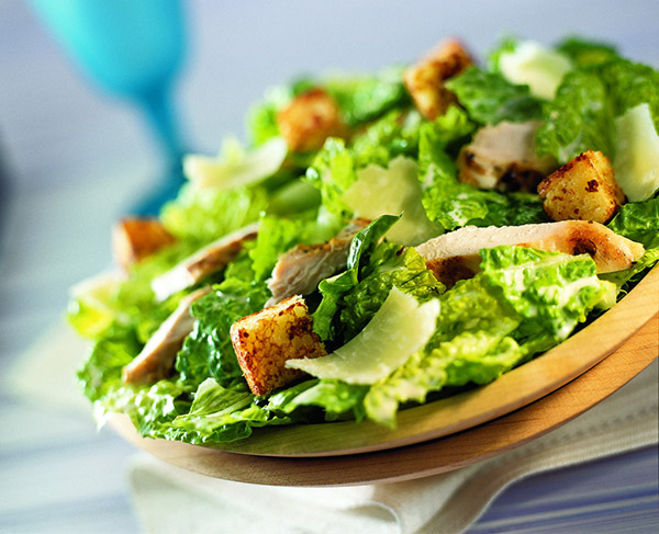 Saladas de Ano Novo - receitas simples, baratas e deliciosas para o Ano Novo 2017 Galo com foto