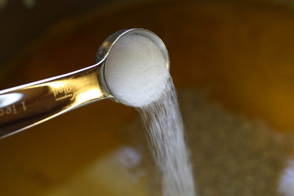Receitas simples para a conservação de pepinos para o inverno sem vinagre