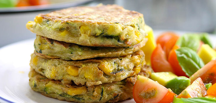 Deliciosas panquecas de calabresas em receitas rápidas