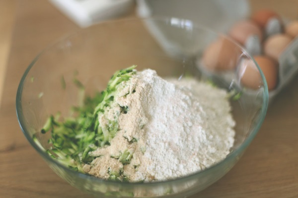 Deliciosas panquecas de calabresas em receitas rápidas