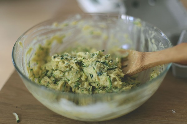 Deliciosas panquecas de calabresas em receitas rápidas