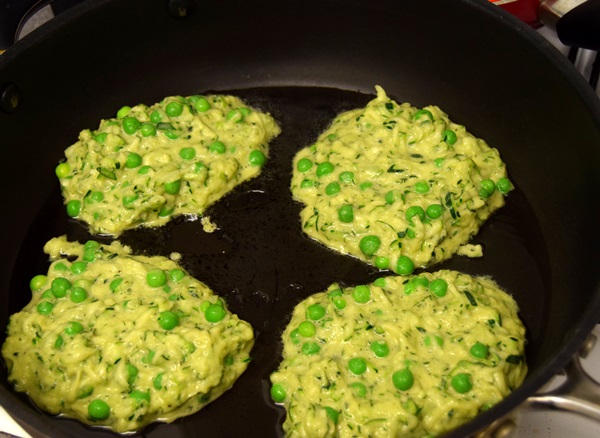 Deliciosas panquecas de calabresas em receitas rápidas