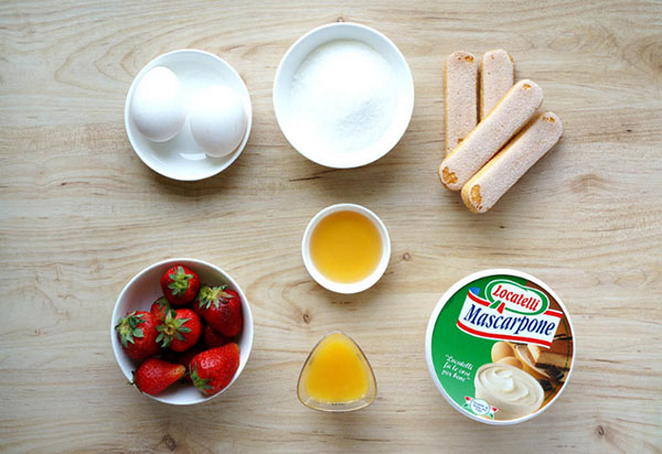 Receita de férias para tiramisu de morango para senhoras bonitas