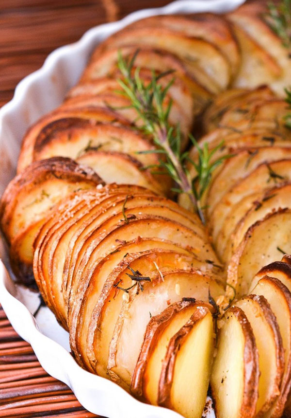 Receitas passo a passo simples para o Ano Novo 2017 Cock com fotos - deliciosos e baratos pratos quentes, lanches e saladas