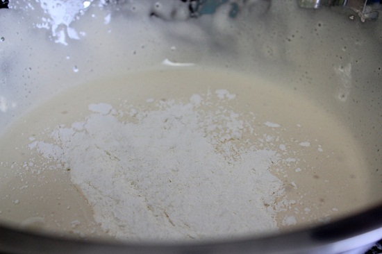 Bolo para o Dia dos Namorados: uma receita com uma foto