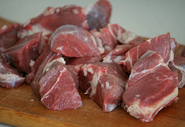 Massa com carne de porco