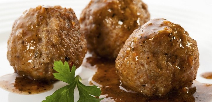 Como cozinhar deliciosas bolotas de carne