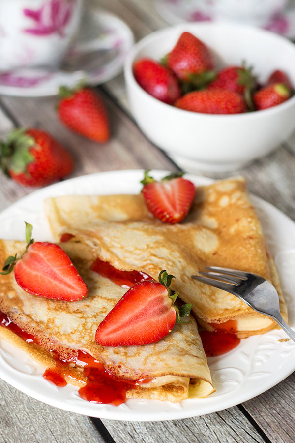 Receitas originais para panquecas no Pancake Day 2017 passo a passo com a foto: sobre leite, kefir, levedura, com recheios para todos os gostos