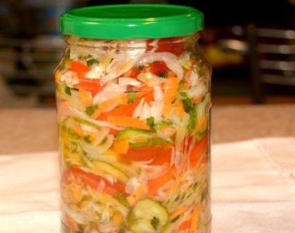 Salada de repolho para o inverno "Fergana"