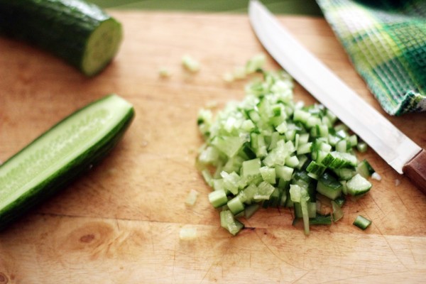 Salada com feijão enlatado: receitas de salada simples e deliciosas com feijão enlatado, fotos passo a passo