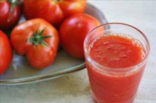 Suco de tomate para o inverno