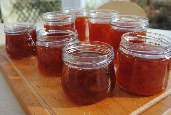 Atolamento de laranjas e cascas de laranja: receitas passo a passo com fotos